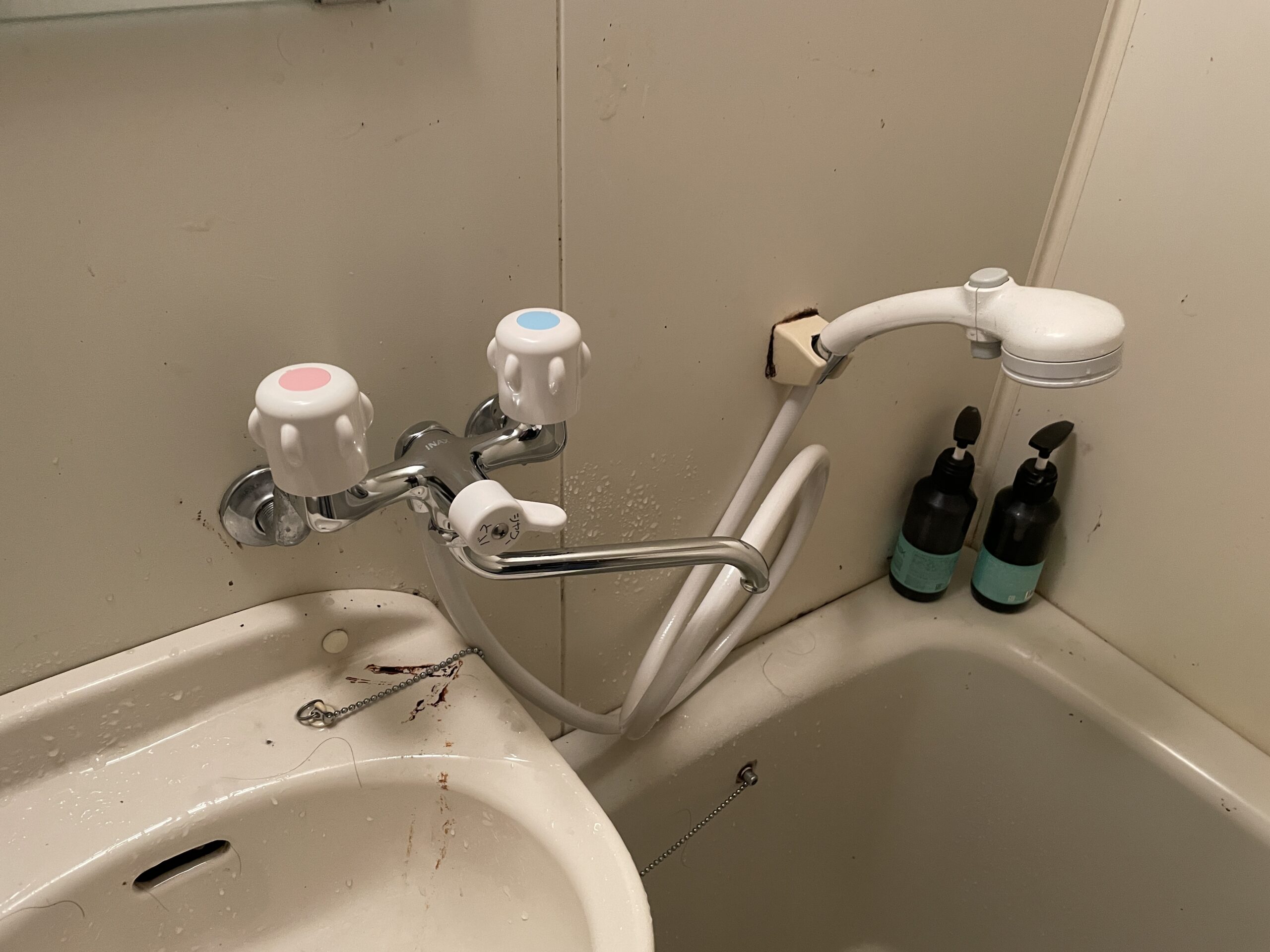 大阪市阿倍野区　マンションの浴室用蛇口取替リフォーム工事