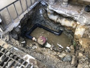 大阪市東住吉区　戸建て住宅の漏水補修工事　施工事例　水道メーター
